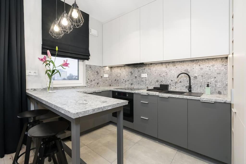 Apartament Nowoczesne Studio Przy Warcie Poznań Zewnętrze zdjęcie